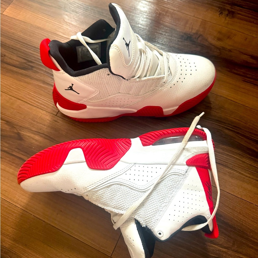 Boys Jordan
